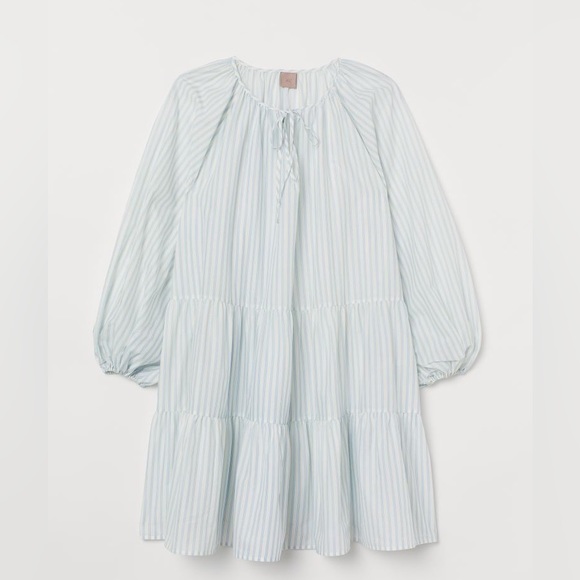 H&M Dresses & Skirts - H&M blue and white striped dress